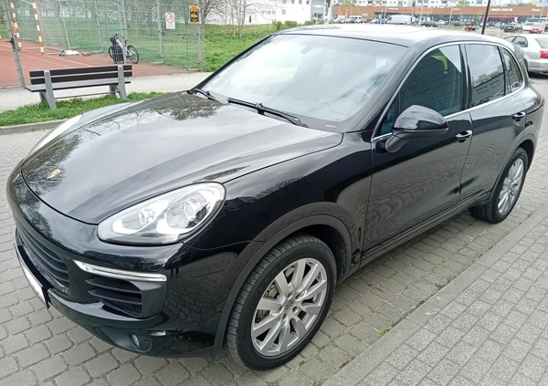 Porsche Cayenne cena 146000 przebieg: 71000, rok produkcji 2015 z Gdańsk małe 254